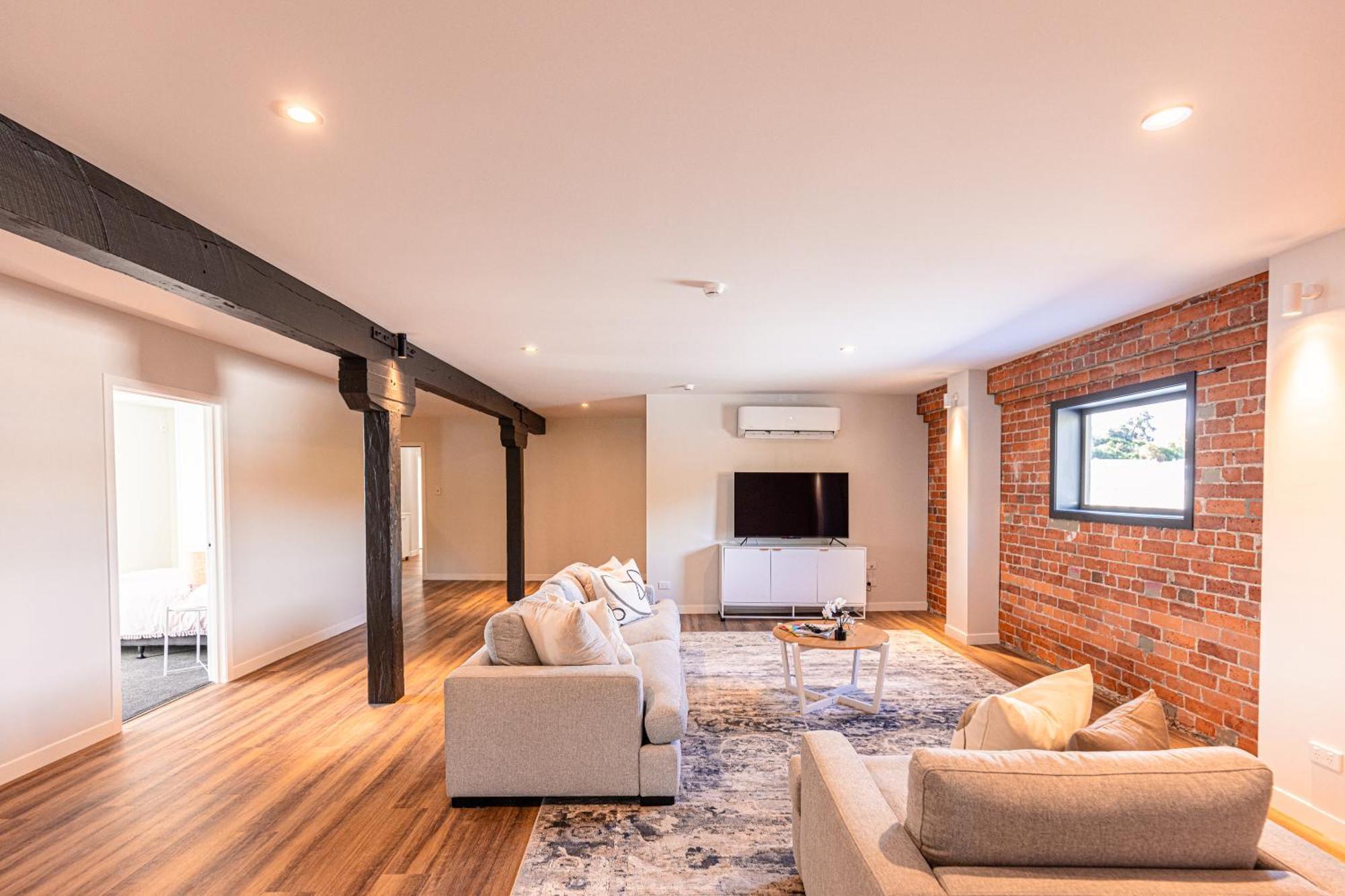 Johnston Apartments - Award-Winning Building, Your Unforgettable Stay Whanganui Extérieur photo