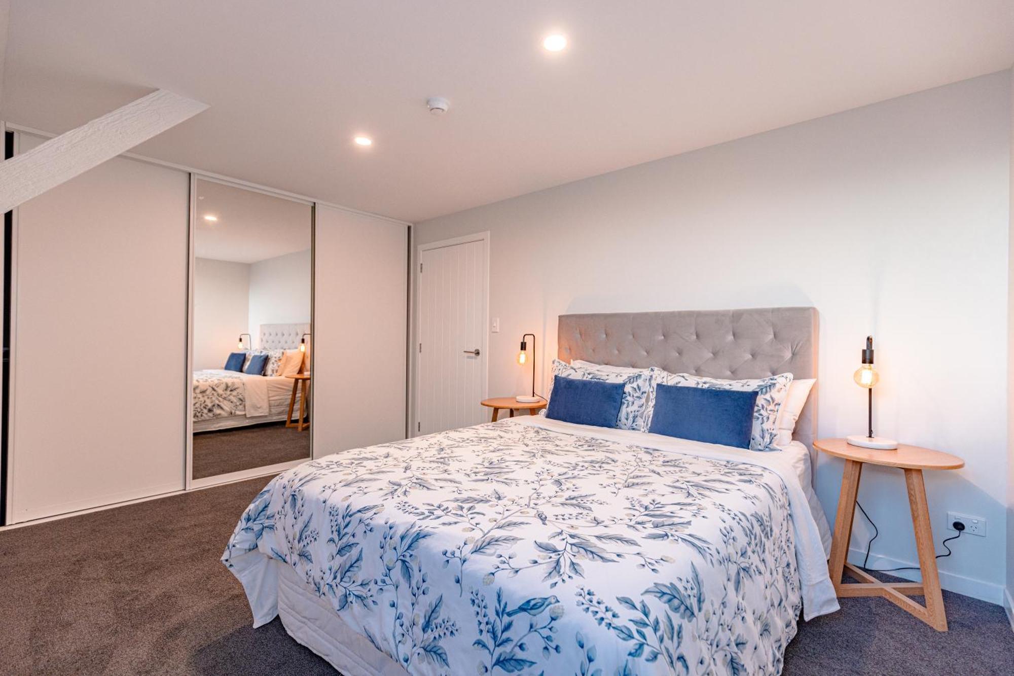 Johnston Apartments - Award-Winning Building, Your Unforgettable Stay Whanganui Extérieur photo
